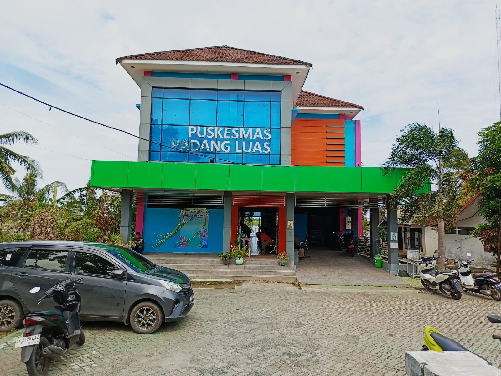 250317103917-puskesmas-padang-luas.jpg